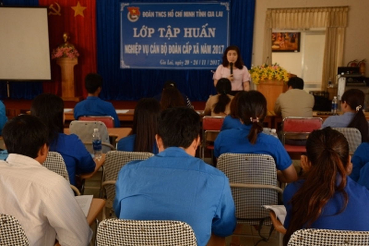 HỘI DOANH NHÂN TRẺ GIA LAI CHIA SẺ KINH NGHIỆP KHỞI NGHIỆP VÀ LẬP NGHIỆP CHO CÁN BỘ ĐOÀN