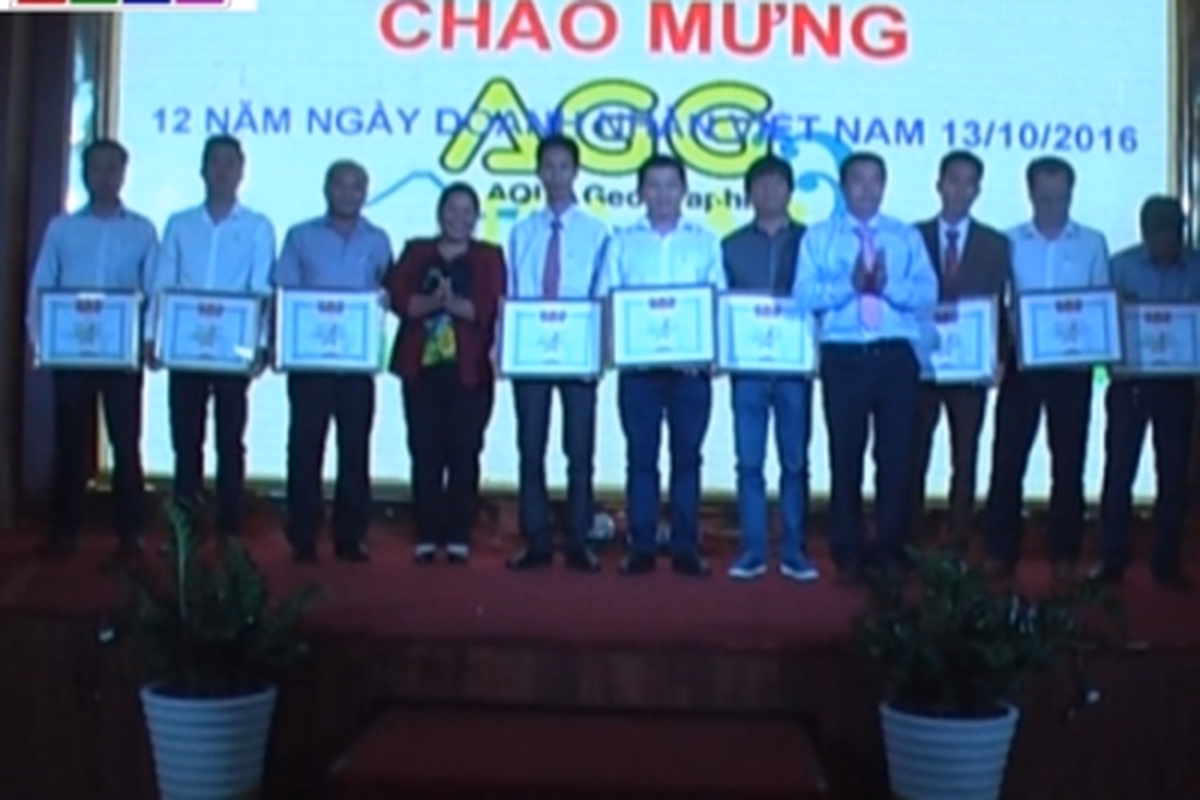 Hội Doanh nhân trẻ Gia Lai tổ chức lễ kỷ niệm ngày Doanh nhân Việt Nam 13/10.